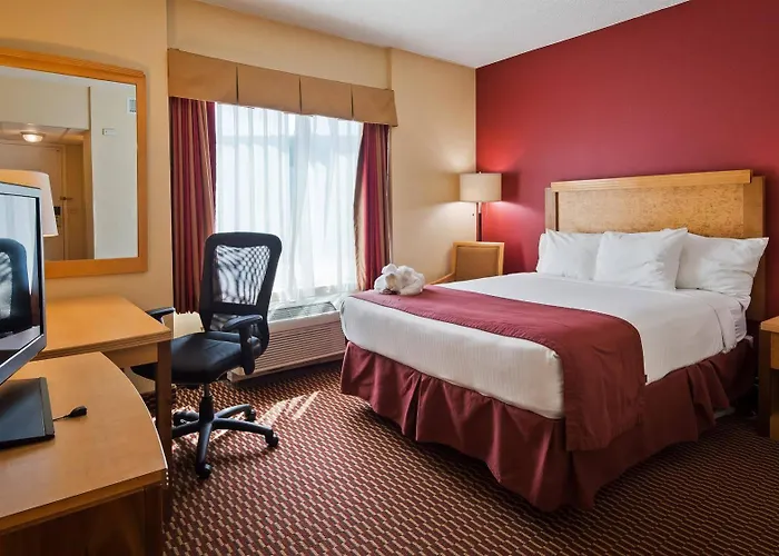 Surestay Plus Hotel By Best Western Syracuse Airport