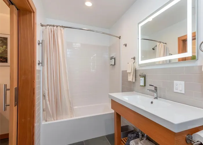 Wildflower Boutique Motel