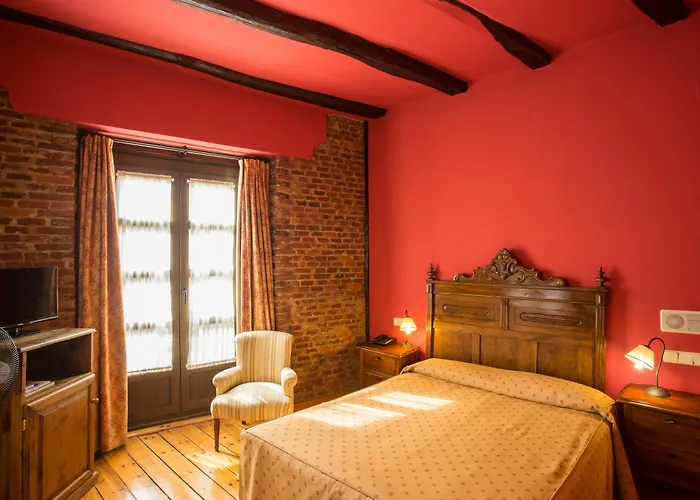 Hotel La Posada Regia