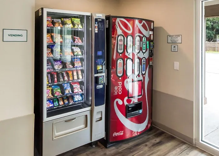 Woodspring Suites Lake Jackson