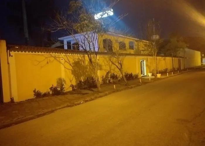 Velejador Hotel, A 5 Minutos Do Centro Historico, Com Estacionamento!