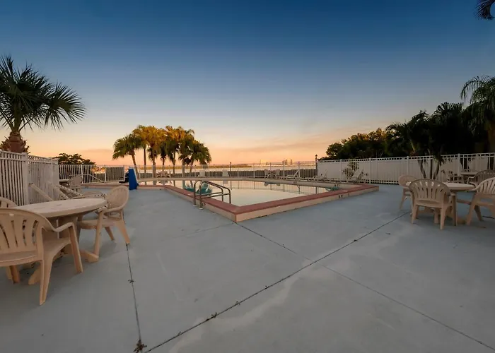Red Roof Inn Ft. Myers