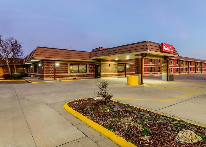 Golden Hotel Wichita Airport