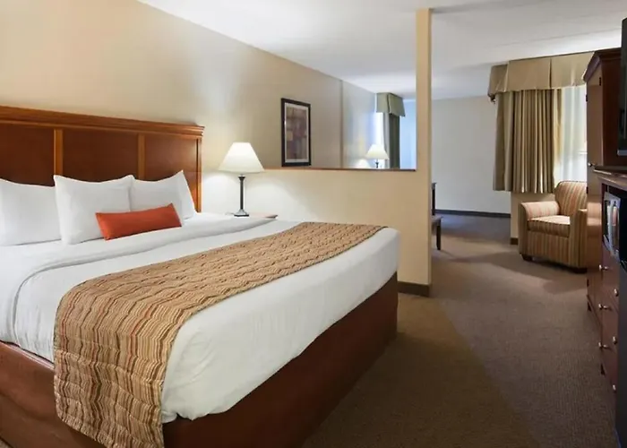 Best Western Plus La Porte Hotel & Conference Center