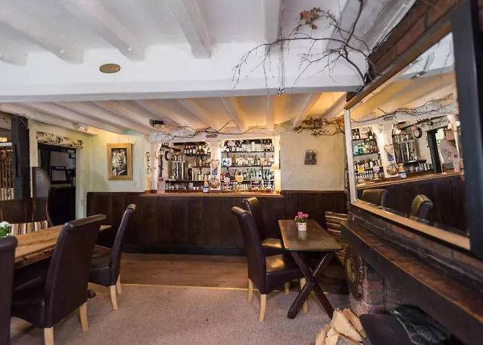 Golden Lion Hotel