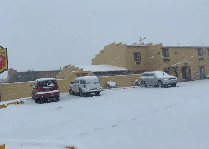 Super 8 By Wyndham Taos