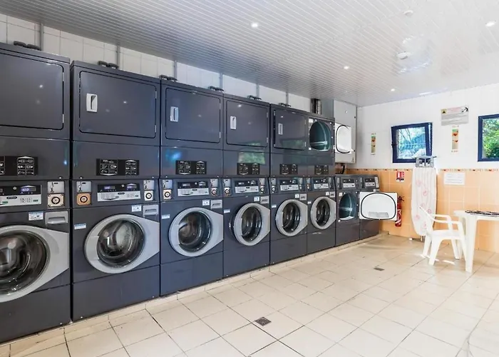 Mobil Home 4 Chambres - Camping Les Pins