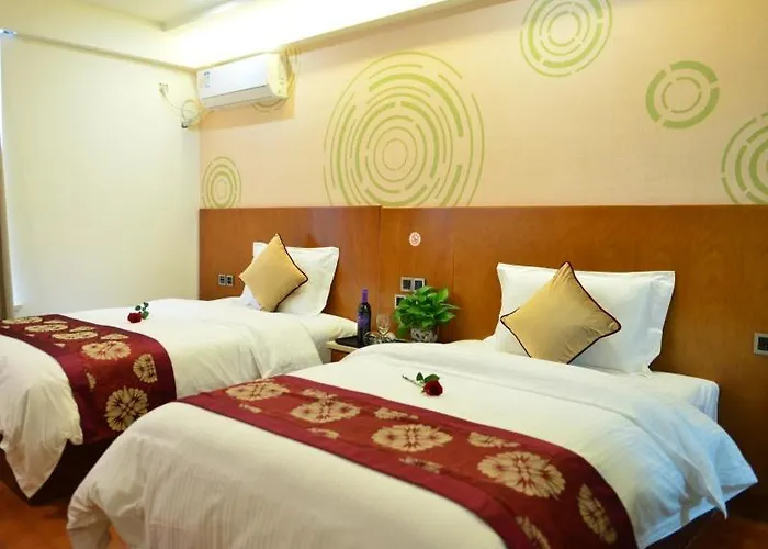 Greentree Inn Ziyang Lezhi Government Tianchi Town Express Hotel