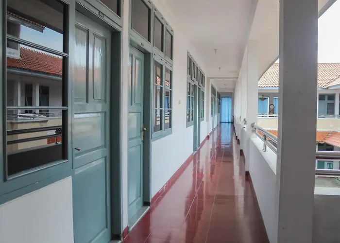 Hotel Rajawali Mitra Reddoorz