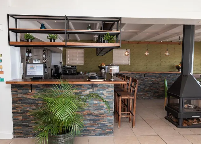 Paternoster Lodge