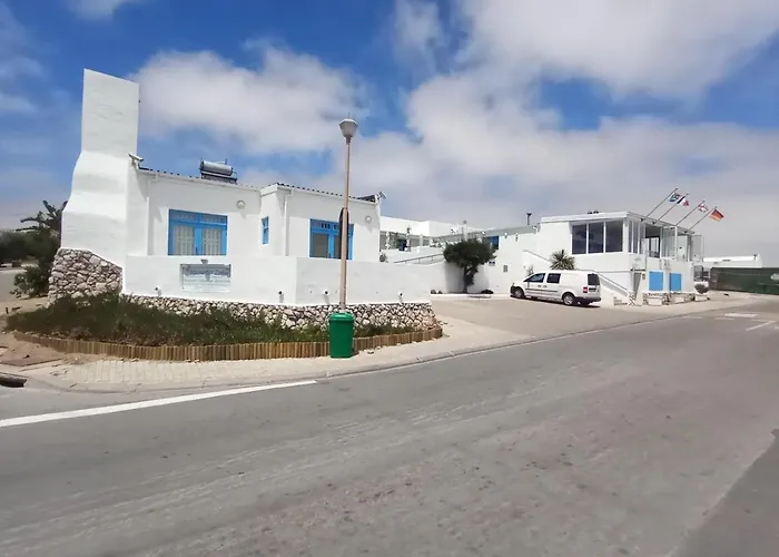 Paternoster Lodge