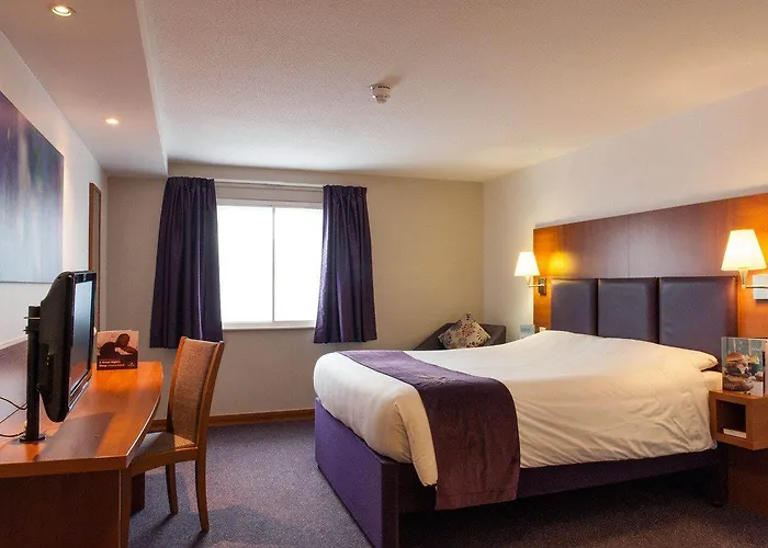 Premier Inn Swansea City Centre