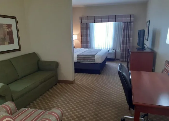 Country Inn & Suites By Radisson, Freeport, Il