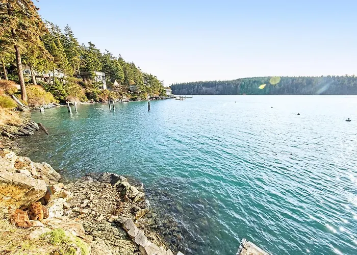 Kingfisher Cove Hideaway