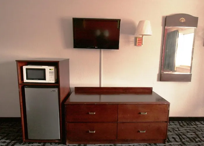 Economy Inn
