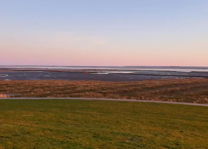 Wohnmobilstellplatz Hemenswarft an der Nordsee - Meerblick