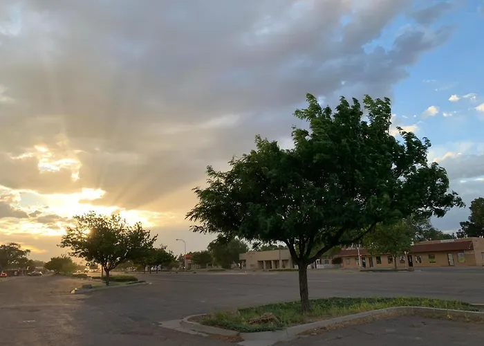 Lariat Motel