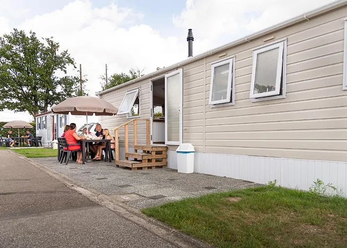 Camping De Binnenvaart Superior Chalet