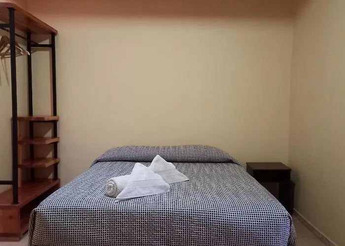 La Tribu Del Indio, Desayuno Incluido