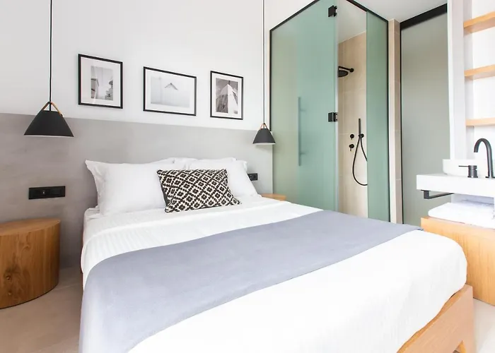 Eleana Hotel