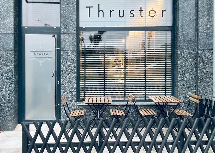 Thruster - Rooms, Kitchen, Chill-Out Zone-Netflix, Lobby-Netflix