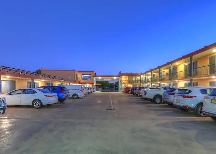 Inverell Rsm Club Motel