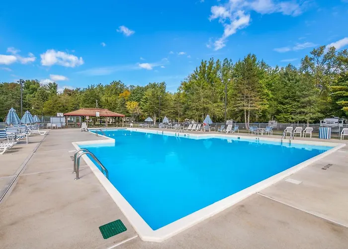 Rondout Valley Camping Resort Deluxe Park Model 11