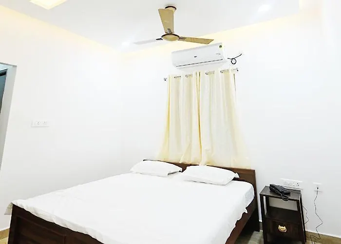 R Square Guest Inn