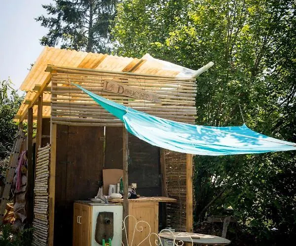 Tente En Permaculture Pirate