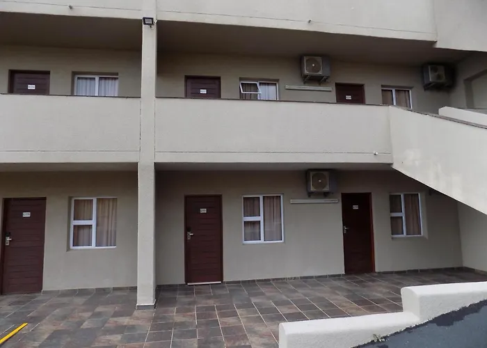 Margate Beach Lodge