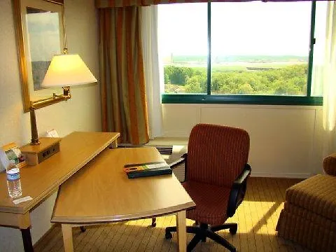 Holiday Inn Pittsburgh-International Airport
