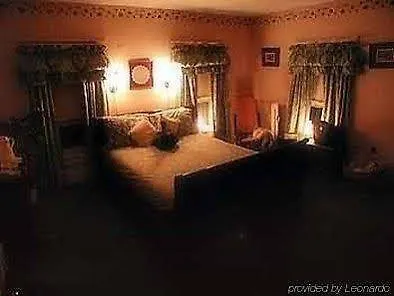 Green Apple Inn
