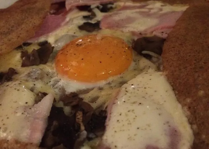 Le Grillon