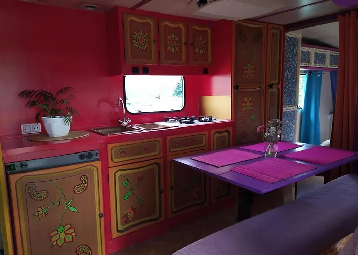 Caradjango , Caravane Chauffee Et Climatisee