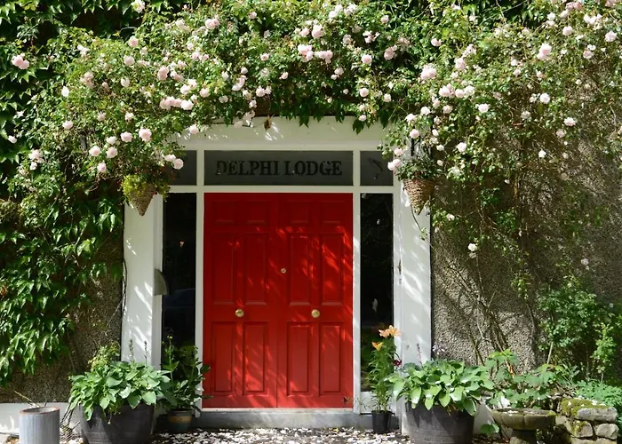 Delphi Lodge