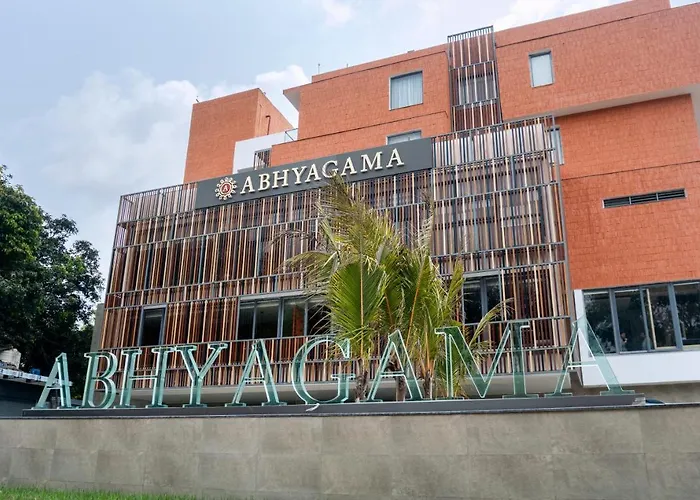 Abhyagama Hotel