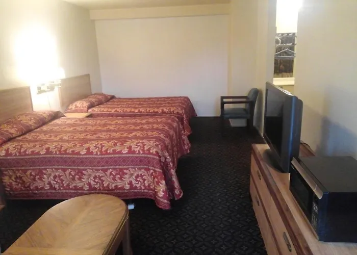 Evergreen Inn