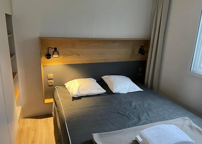 Mobilhome Tout Confort R10 Domaine De Lanniron