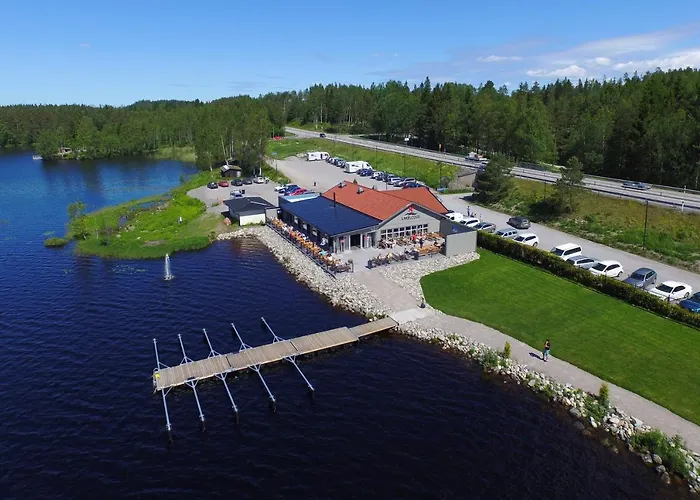 Lakelodge