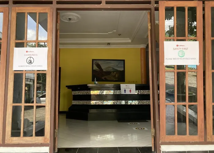 Hotel Garuda Syariah Near Alun Alun Banjarnegara