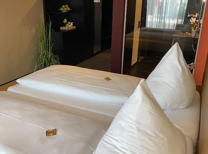 Primetime Hotel