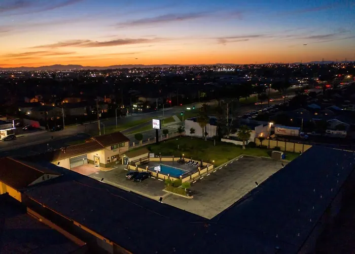 Sea Rock Inn - Los Angeles