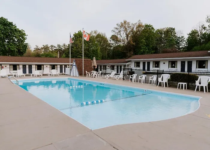 Blue Moon Motel