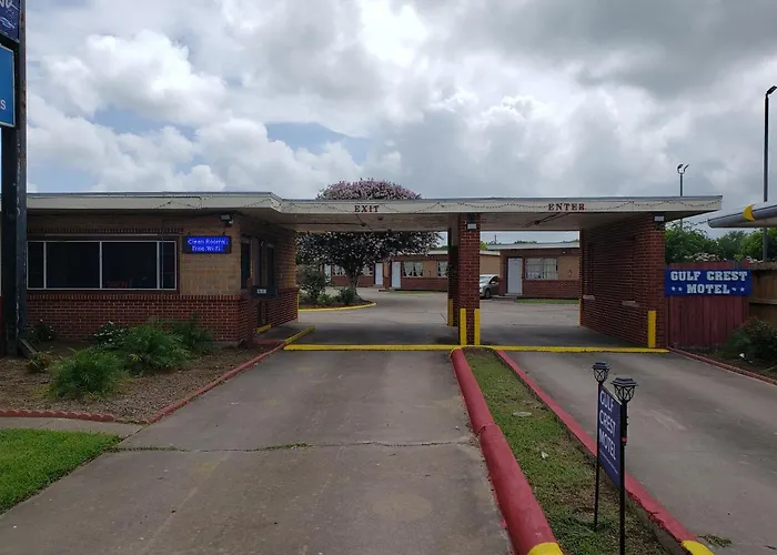 Gulf Crest Motel