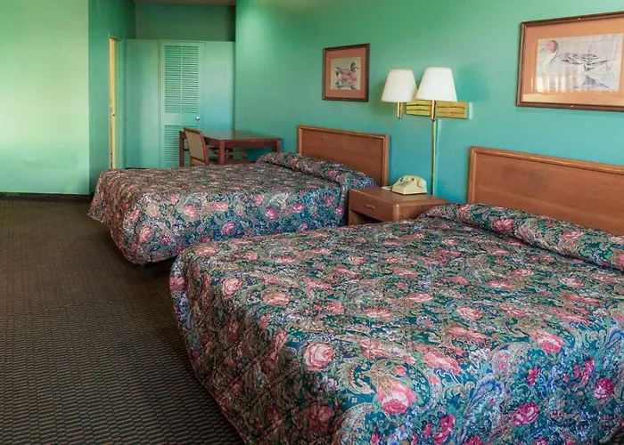 Red Horse Motel Dayton Moraine