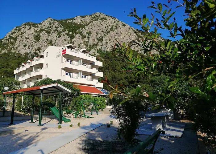 Hotel Lukas