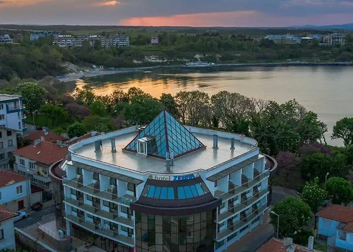 The Lodge Hotel