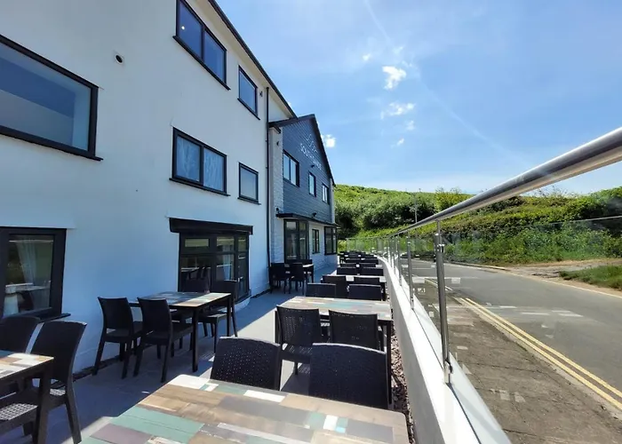 South Sands Hotel