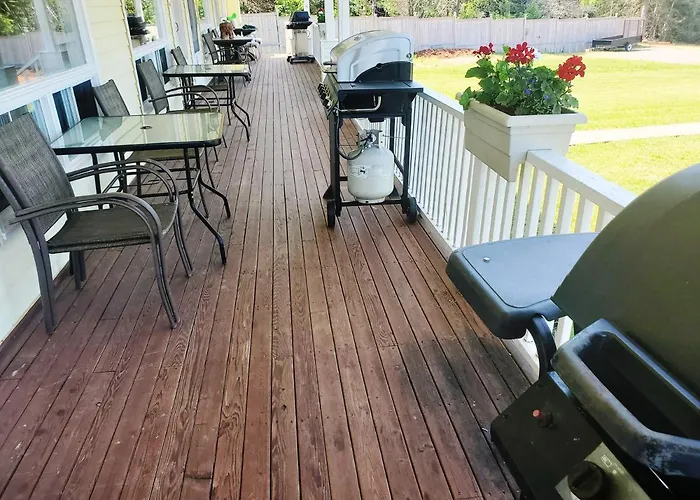 Boardwalk Motel