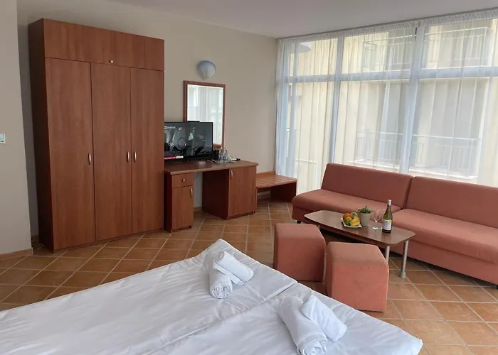 Hotel Eco Palace